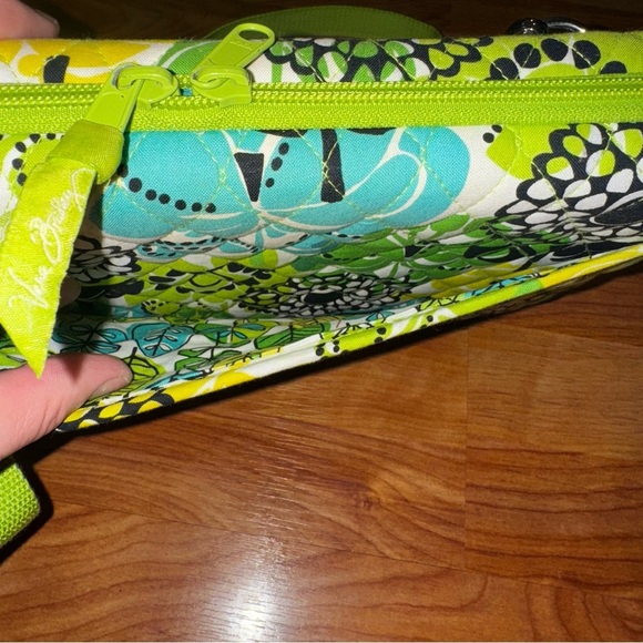 Vera Bradley Retired "Limes Up" Mini Laptop/iPad Hard Case Used Nice Condition - Picture 8 of 16